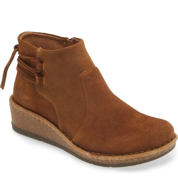 Born Viana Boots Suede Distressed Leather Laces Wedge Booties Brown Size 8 NEW - Picture 1 of 7